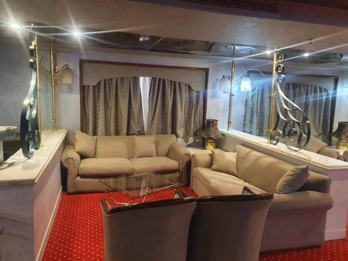 ***** Hotel Nile Cruise Luxor To Aswan Every Monday, Thursday And Saturday And Trip To Abo Simple Egypt