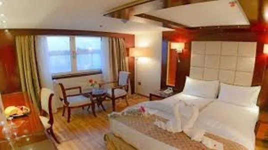 Hotel Nile Cruise Luxor To Aswan Every Monday, Thursday And Saturday And Trip To Abo Simple