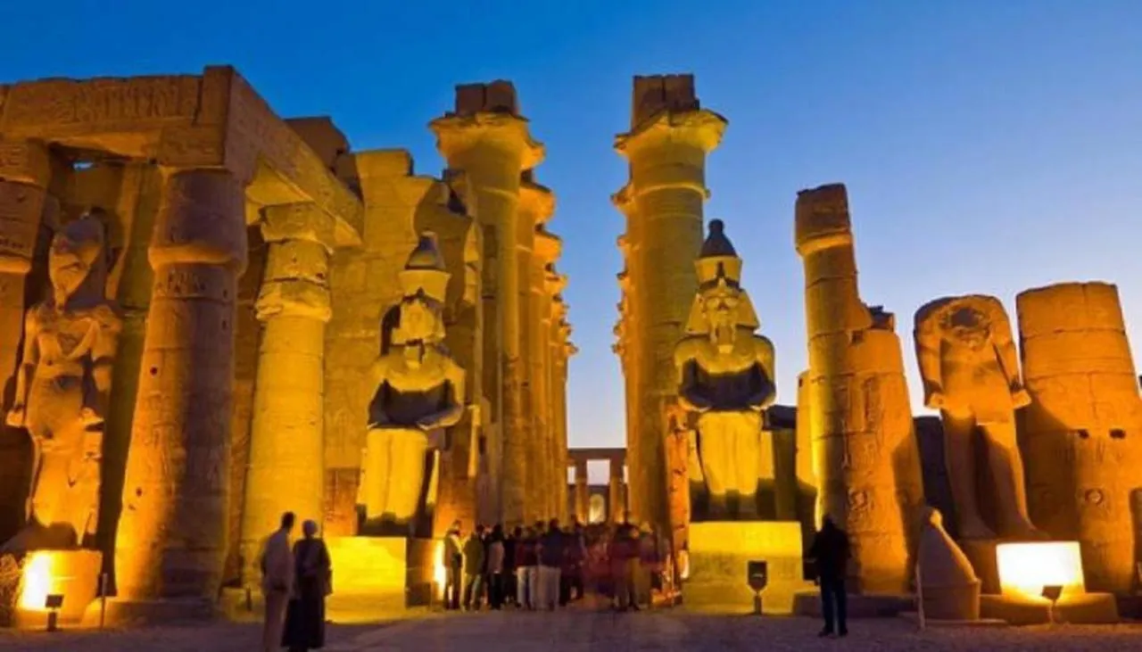 Hotel Nile Cruise Luxor To Aswan Every Monday, Thursday And Saturday And Trip To Abo Simple