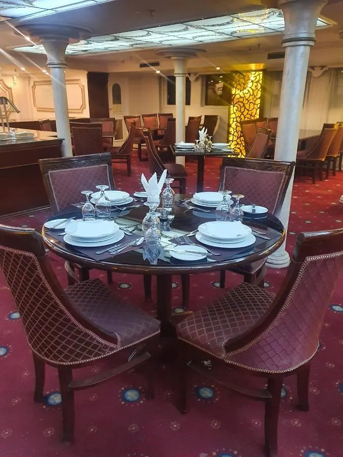 Nile Cruise Luxor To Aswan Every Monday, Thursday And Saturday And Trip To Abo Simple 5*,