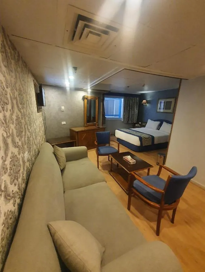 Hotel Nile Cruise Luxor To Aswan Every Monday, Thursday And Saturday And Trip To Abo Simple